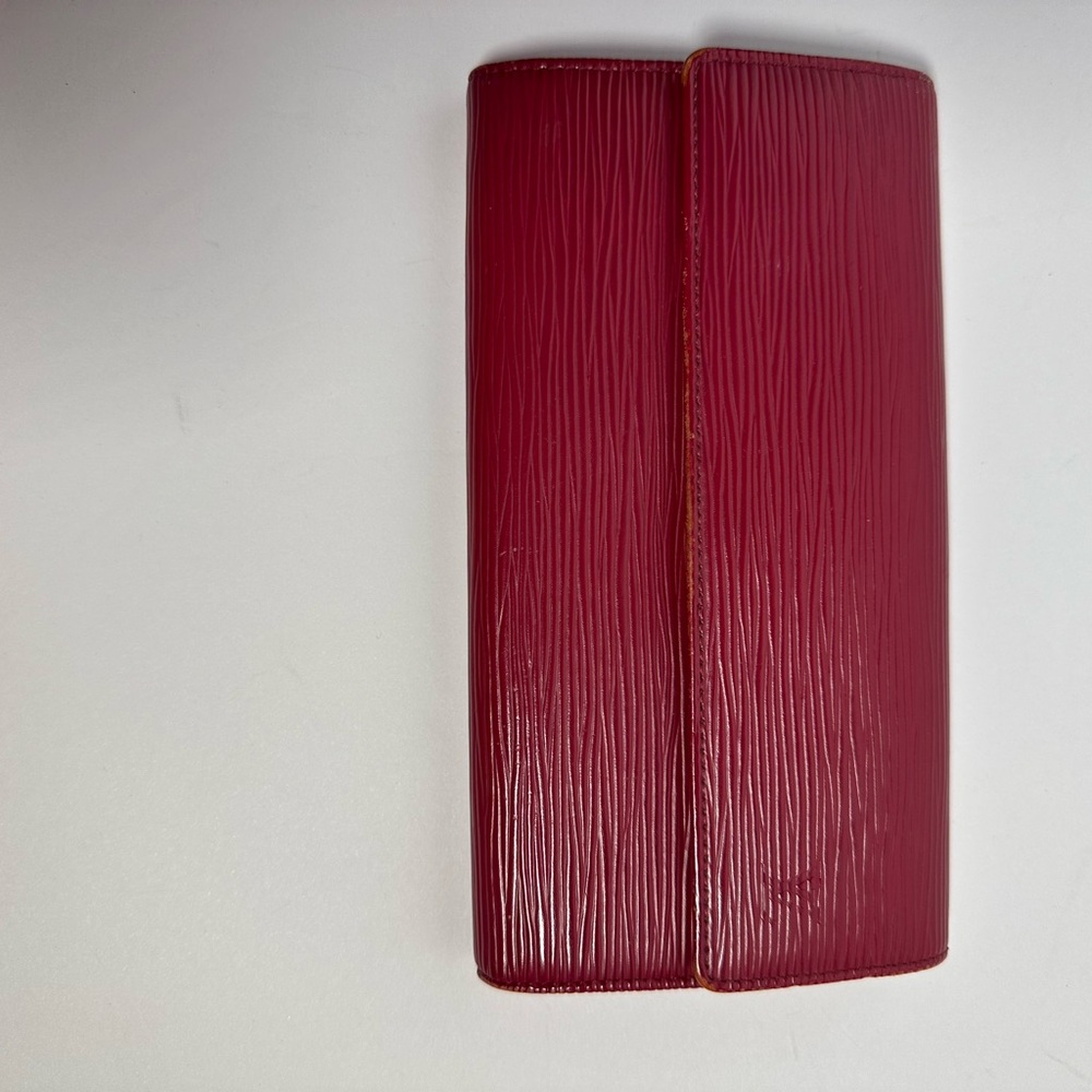 Elegant Red Women's Wallet